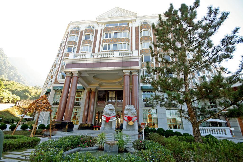 Le Midi Hotel Chitou Lugu Eksteriør billede