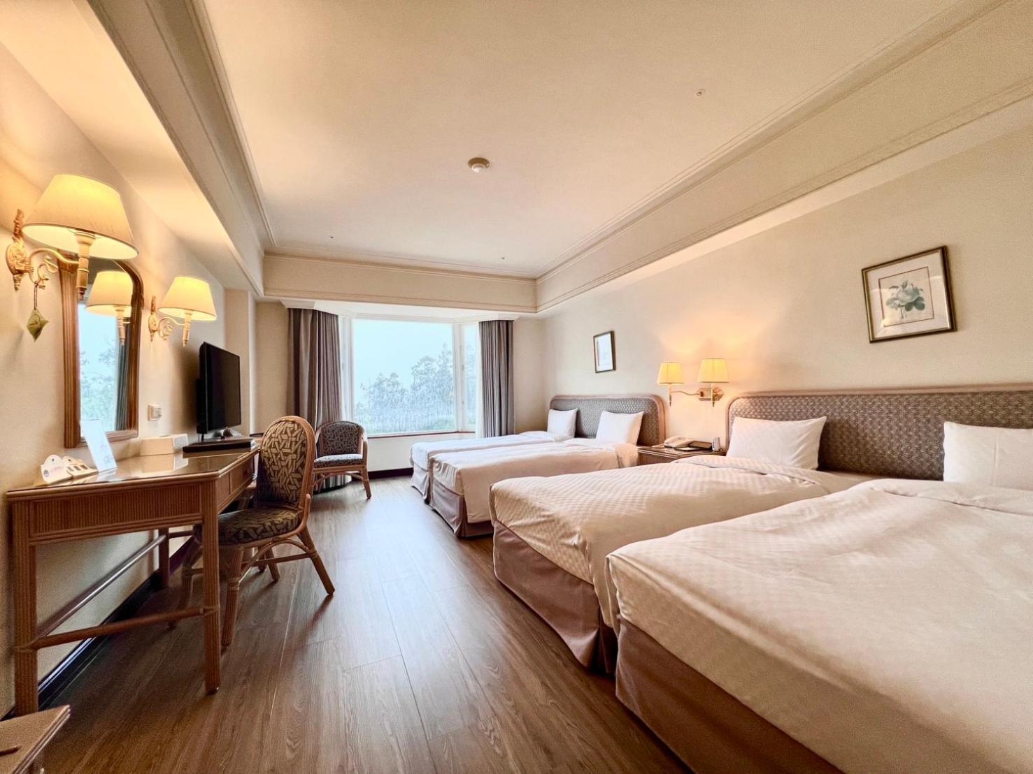 Le Midi Hotel Chitou Lugu Eksteriør billede