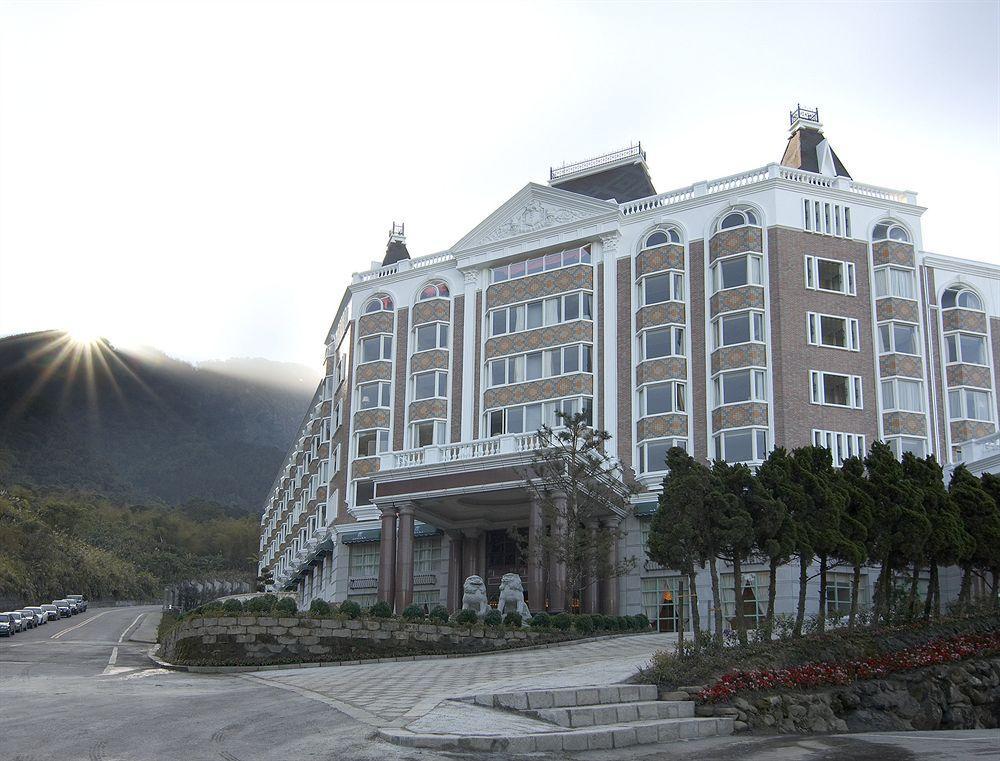 Le Midi Hotel Chitou Lugu Eksteriør billede